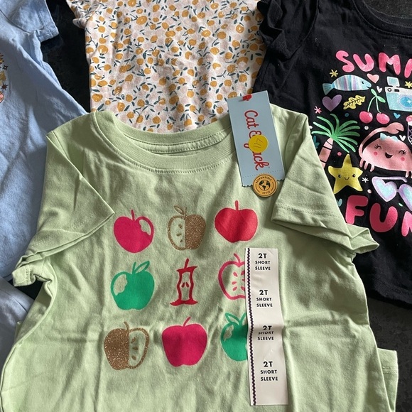 The Children's Place Cat & Jack T Shirt Bundle Size 2T - Picture 3 of 9